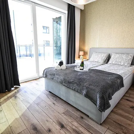 Park Przy Plazy Z Widokiem Na Jezioro, Taras 50 M2 דירה אוסטראודה