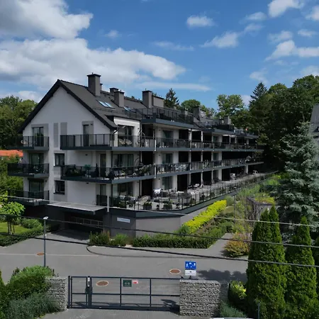 Park Przy Plazy Z Widokiem Na Jezioro, Taras 50 M2